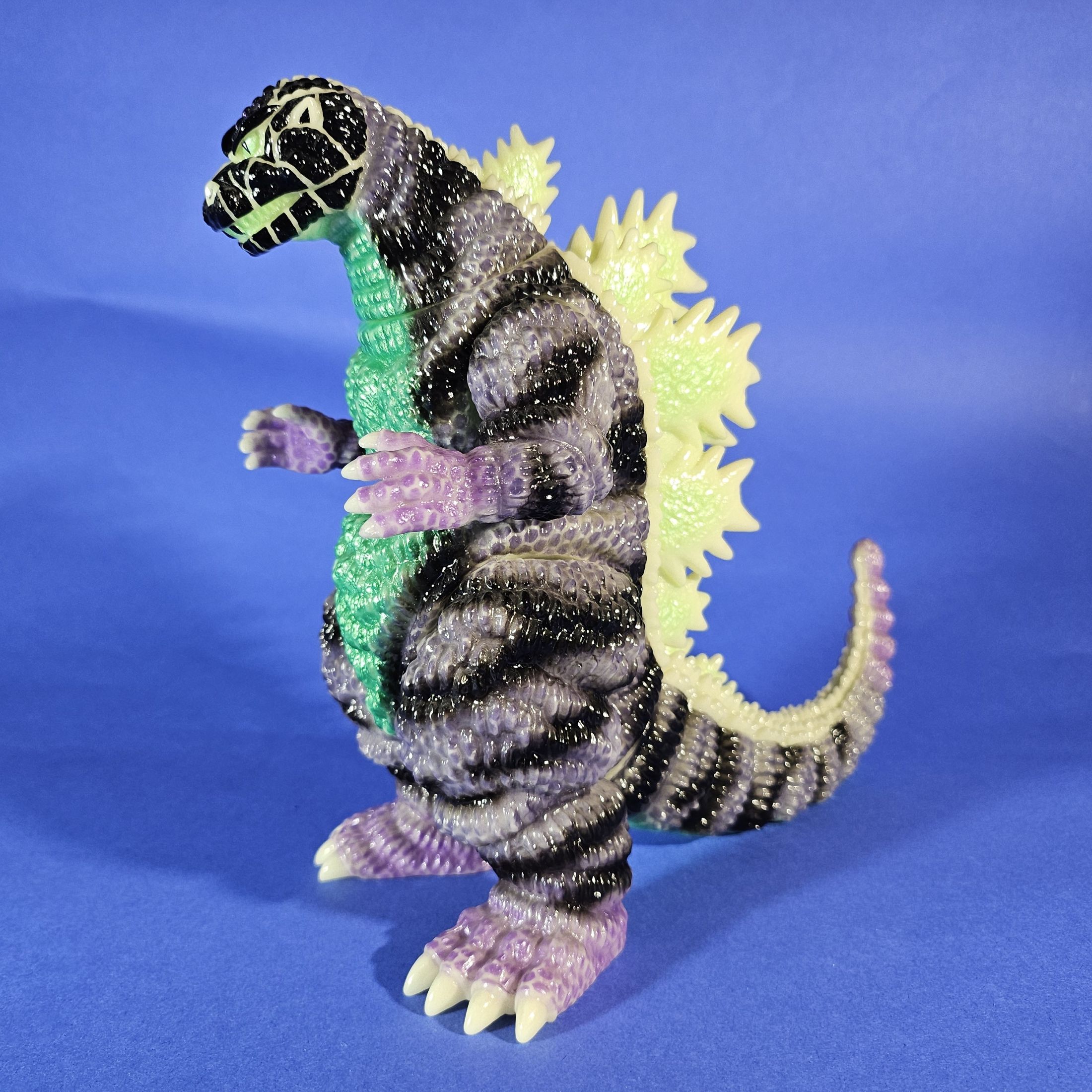 Godzilla (DesuGoji) – Marmit Kaiju Canvas × Violet Vigilante Custom Glow-in-the-Dark Sofubi