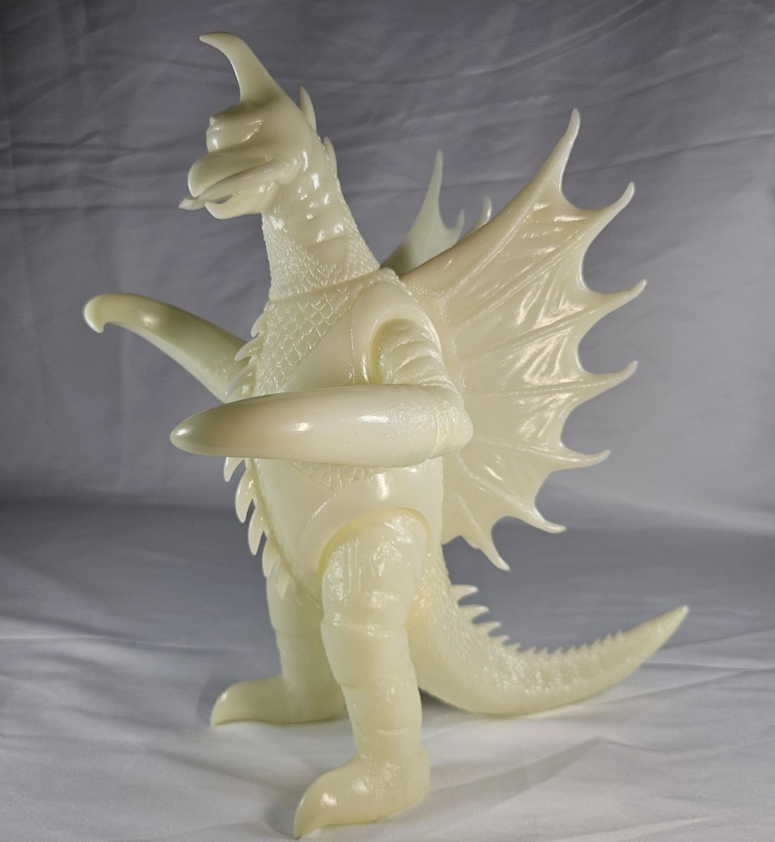 Gigan 1972 Glow Figure by Gigabrain 10" Tall SuperFest