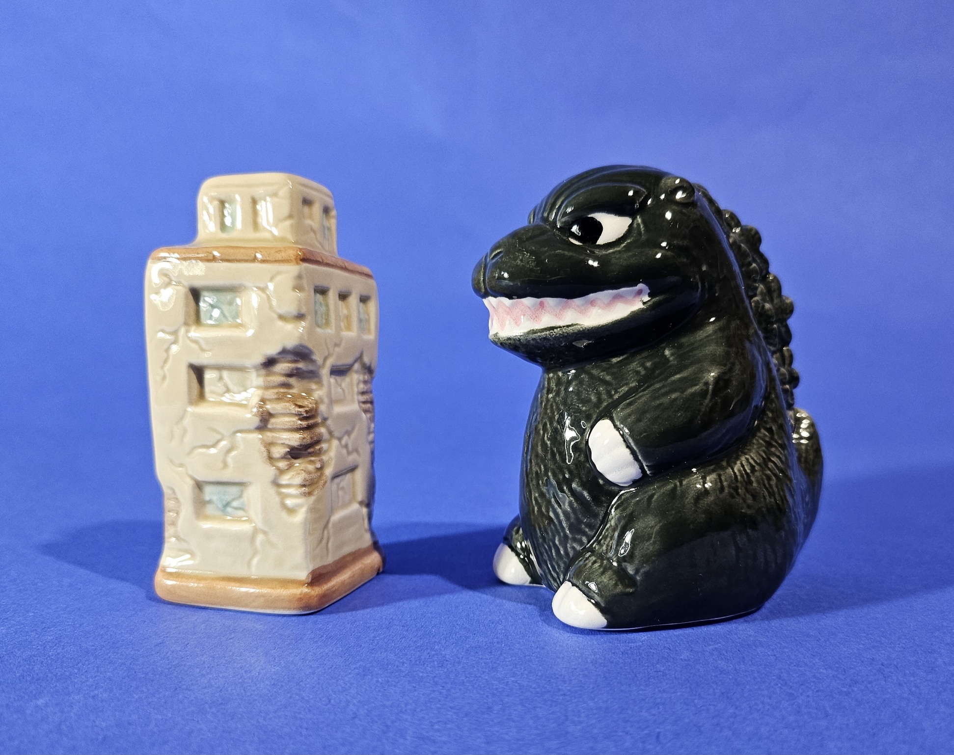 Ceramic Godzilla Salt & Pepper Shakers 1995
